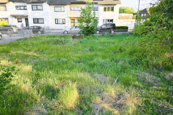 Prodej pozemku 461 m², Obertshausen Prodej pozemku 461 m², Obertshausen