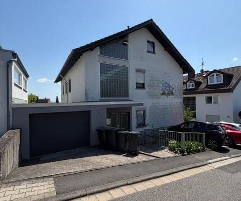 Prodej domu 180 m², pozemek 500 m², Odenwaldblick 14, Wiesbaden Prodej domu 180 m², pozemek 500 m², Odenwaldblick 14, Wiesbaden