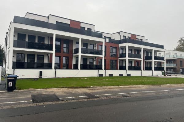 Pronájem bytu 3+1 85 m², Isernhagen Pronájem bytu 3+1 85 m², Isernhagen