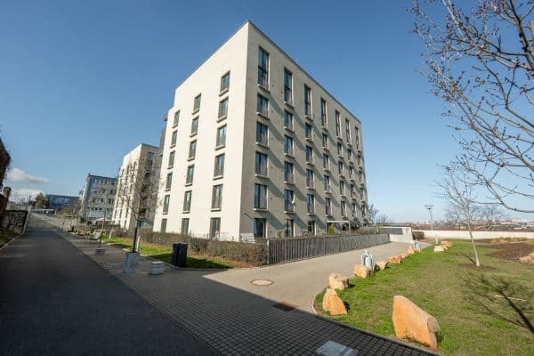 Prodej garáže 15 m², Novovysočanská, Praha Prodej garáže 15 m², Novovysočanská, Praha