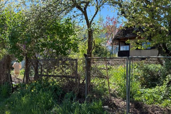 Prodej pozemku 304 m², Černolice Prodej pozemku 304 m², Černolice