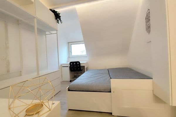 Pronájem bytu 13 m², Wagenburgstraße 101, Stuttgart, Bádensko-Württembersko Pronájem bytu 13 m², Wagenburgstraße 101, Stuttgart, Bádensko-Württembersko