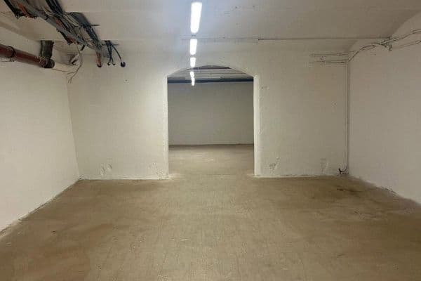 Pronájem nebytového prostoru 130 m², Düsseldorf, Severní Porýní-Vestfálsko Pronájem nebytového prostoru 130 m², Düsseldorf, Severní Porýní-Vestfálsko