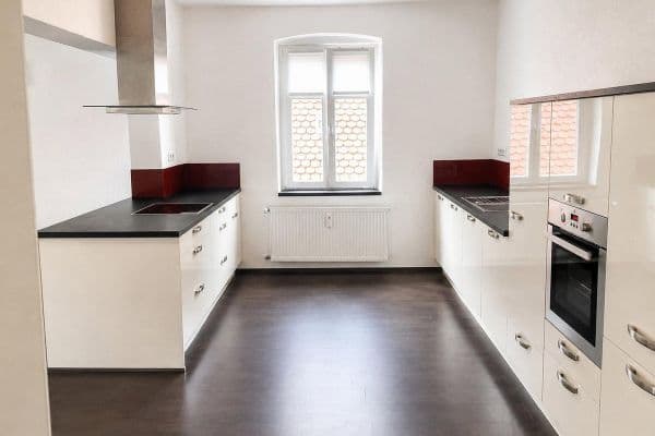 Pronájem bytu 4+1 131 m², Lauingen (Donau) (Lauingen) Pronájem bytu 4+1 131 m², Lauingen (Donau) (Lauingen)