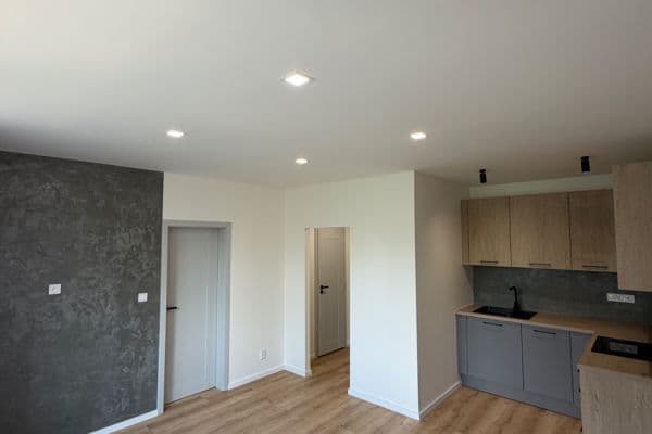 Prodej bytu 2+kk 32 m², Jaromíra Matuška, Ostrava Prodej bytu 2+kk 32 m², Jaromíra Matuška, Ostrava