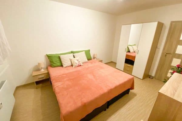 Prodej bytu 4+kk 92 m², Kloknerova, Praha Prodej bytu 4+kk 92 m², Kloknerova, Praha