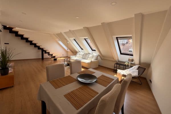 Prodej bytu 2+kk 106 m², Navrátilova, Praha Prodej bytu 2+kk 106 m², Navrátilova, Praha