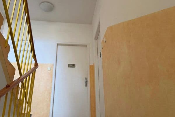 Pronájem bytu 3+1 74 m², Nad Popelkou, Praha Pronájem bytu 3+1 74 m², Nad Popelkou, Praha