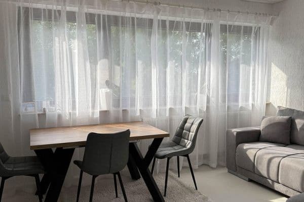 Prodej bytu 2+1 47 m², Hopfengartenstraße 94, Reutlingen, Bádensko-Württembersko Prodej bytu 2+1 47 m², Hopfengartenstraße 94, Reutlingen, Bádensko-Württembersko