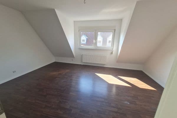 Pronájem bytu 2+1 55 m², Friedrichsauer Ring 6, Hohen Neuendorf Pronájem bytu 2+1 55 m², Friedrichsauer Ring 6, Hohen Neuendorf