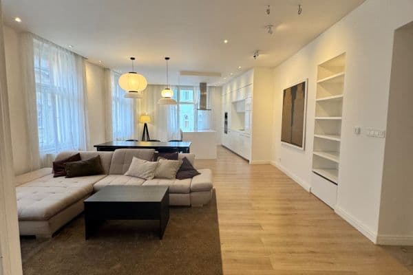 Pronájem bytu 2+kk 79 m², Šimáčkova, Praha Pronájem bytu 2+kk 79 m², Šimáčkova, Praha