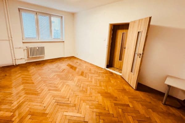 Prodej bytu 1+1 38 m², Vítězslava Nezvala, Most, Ústecký kraj Prodej bytu 1+1 38 m², Vítězslava Nezvala, Most, Ústecký kraj