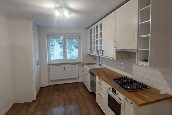 Pronájem bytu 2+kk 50 m², Herbenova, Kladno, Středočeský kraj Pronájem bytu 2+kk 50 m², Herbenova, Kladno, Středočeský kraj