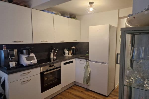 Pronájem bytu 2+1 60 m², Hofoldinger Straße 9, Sauerlach, Bavorsko Pronájem bytu 2+1 60 m², Hofoldinger Straße 9, Sauerlach, Bavorsko