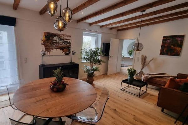 Pronájem bytu 2+1 60 m², Oberbilker Allee, 39, Düsseldorf, Severní Porýní-Vestfálsko Pronájem bytu 2+1 60 m², Oberbilker Allee, 39, Düsseldorf, Severní Porýní-Vestfálsko