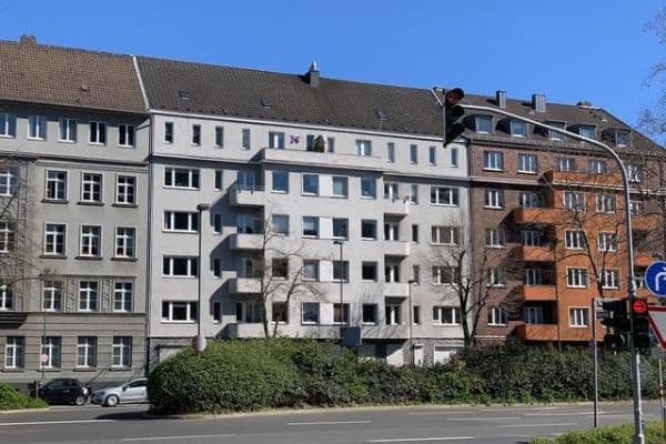 Pronájem bytu 2+1 100 m², Fischerstr. 45, Düsseldorf Pronájem bytu 2+1 100 m², Fischerstr. 45, Düsseldorf