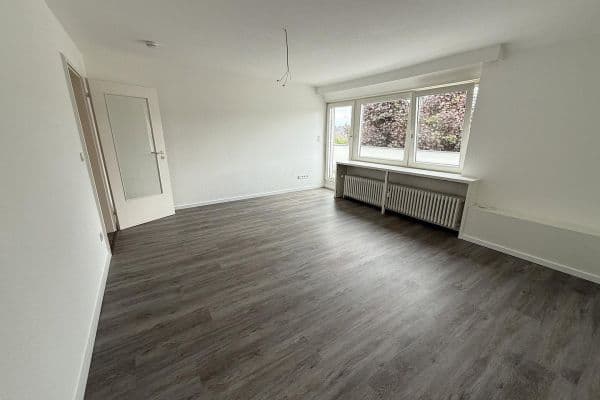 Pronájem bytu 2+1 73 m², Leverkusen Pronájem bytu 2+1 73 m², Leverkusen