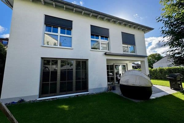 Prodej domu 262 m², pozemek 540 m², Hofheim Prodej domu 262 m², pozemek 540 m², Hofheim