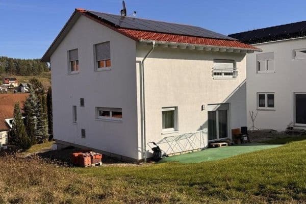 Prodej domu 112 m², pozemek 439 m², Haiterbach Prodej domu 112 m², pozemek 439 m², Haiterbach