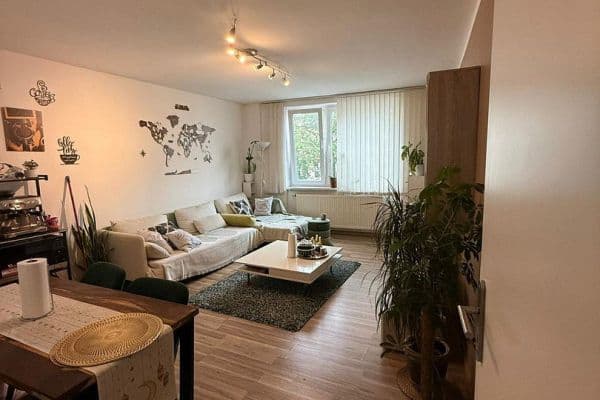 Pronájem bytu 2+1 45 m², Köln, Severní Porýní-Vestfálsko Pronájem bytu 2+1 45 m², Köln, Severní Porýní-Vestfálsko