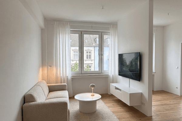 Pronájem bytu 2+1 40 m², Ackerstrasse 142, Düsseldorf, Severní Porýní-Vestfálsko Pronájem bytu 2+1 40 m², Ackerstrasse 142, Düsseldorf, Severní Porýní-Vestfálsko