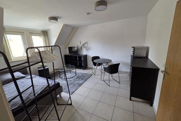 Pronájem bytu 1+1 22 m², Heilbronn, Bádensko-Württembersko Pronájem bytu 1+1 22 m², Heilbronn, Bádensko-Württembersko
