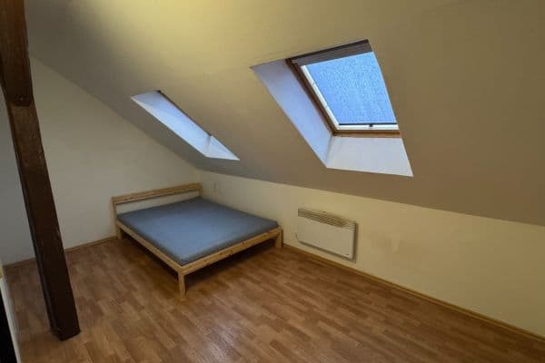 Pronájem bytu 2+kk 39 m², Heydukova, Praha Pronájem bytu 2+kk 39 m², Heydukova, Praha