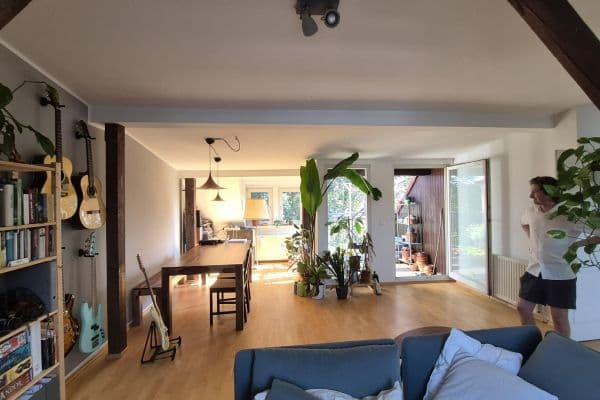 Pronájem bytu 3+1 82 m², Hamburg, Hamburg Pronájem bytu 3+1 82 m², Hamburg, Hamburg