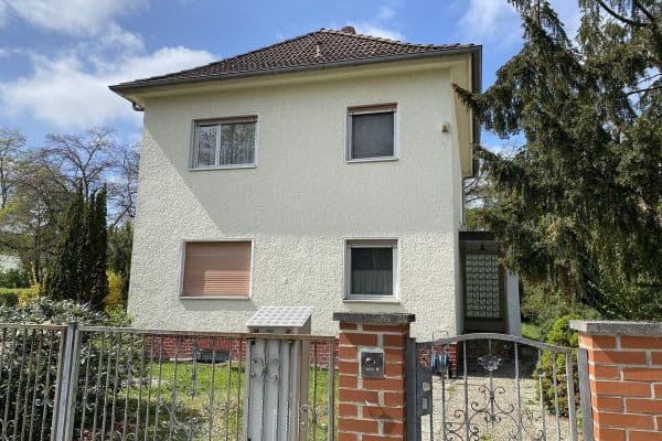 Prodej domu 140 m², pozemek 698 m², Berlin, Berlín Prodej domu 140 m², pozemek 698 m², Berlin, Berlín