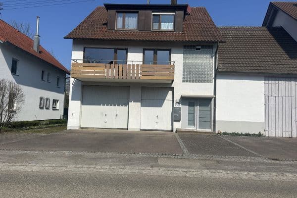 Prodej domu 170 m², pozemek 330 m², Remseck am Neckar Prodej domu 170 m², pozemek 330 m², Remseck am Neckar