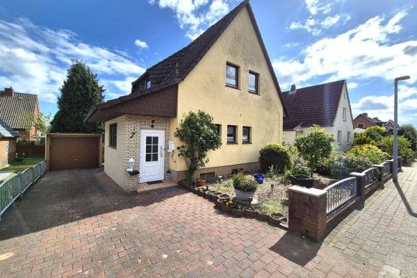 Prodej domu 84 m², pozemek 509 m², Hügelweg, Stade Prodej domu 84 m², pozemek 509 m², Hügelweg, Stade