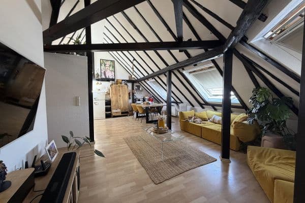 Pronájem bytu 3+1 84 m², Eckenheimer Landstraße 103, Frankfurt am Main, Hessen Pronájem bytu 3+1 84 m², Eckenheimer Landstraße 103, Frankfurt am Main, Hessen