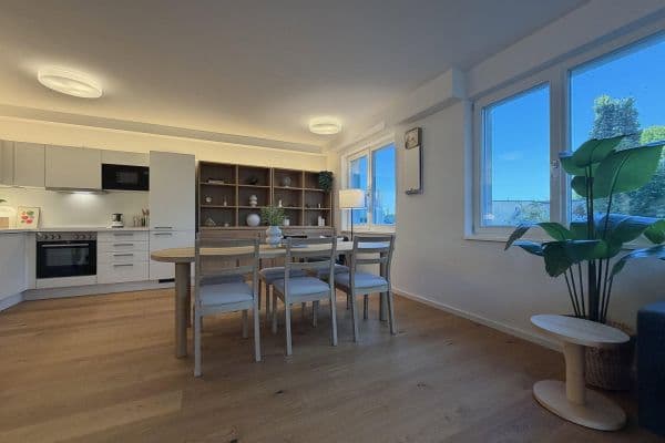 Pronájem bytu 3+1 72 m², Pasewalker str. 96, Berlin, Berlín Pronájem bytu 3+1 72 m², Pasewalker str. 96, Berlin, Berlín