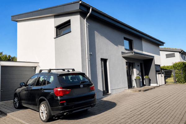 Prodej domu 196 m², pozemek 491 m², Leverkusen Prodej domu 196 m², pozemek 491 m², Leverkusen