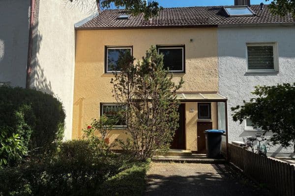 Prodej domu 129 m², pozemek 221 m², Germering, Bavorsko Prodej domu 129 m², pozemek 221 m², Germering, Bavorsko