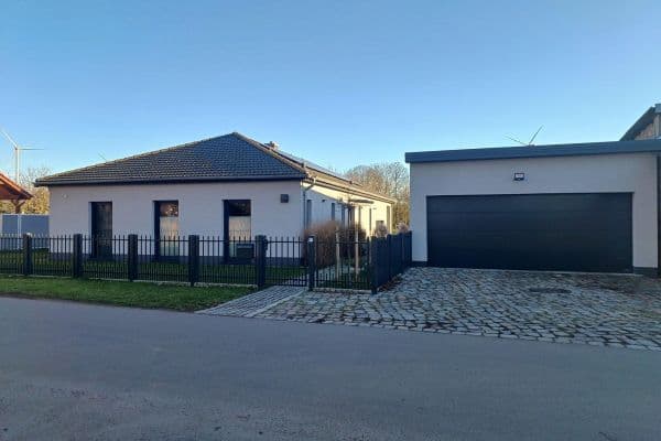 Prodej domu 154 m², pozemek 4.675 m², Uckerfelde Prodej domu 154 m², pozemek 4.675 m², Uckerfelde