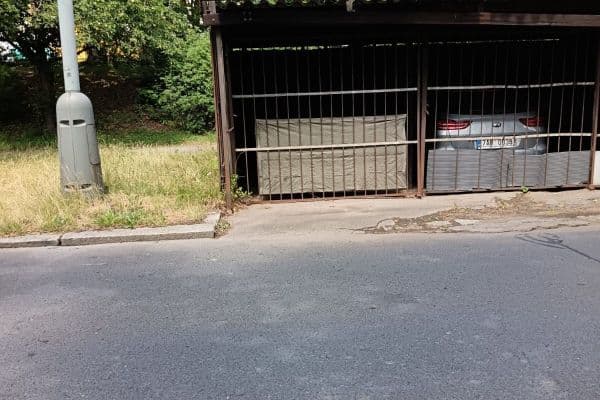 Pronájem garáže 13 m², Praha Pronájem garáže 13 m², Praha