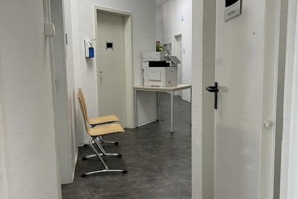 Pronájem kanceláře 200 m², Rastatt Pronájem kanceláře 200 m², Rastatt