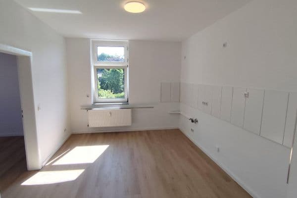 Pronájem bytu 4+1 110 m², Holzstrasse 184, Castrop-Rauxel Pronájem bytu 4+1 110 m², Holzstrasse 184, Castrop-Rauxel