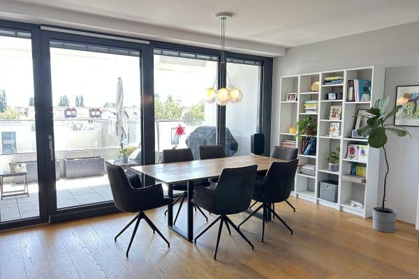 Prodej bytu 4+1 134 m², Europa-Allee 165, Frankfurt/Main, Hessen Prodej bytu 4+1 134 m², Europa-Allee 165, Frankfurt/Main, Hessen