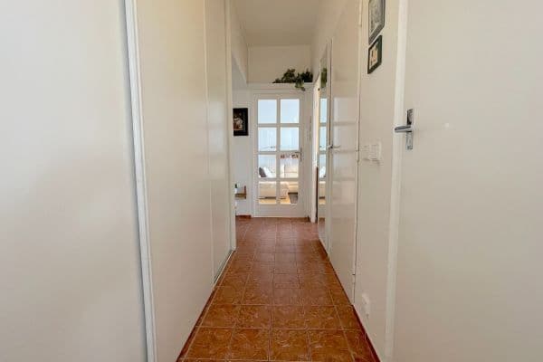 Pronájem bytu 2+1 54 m², Souběžná, Brno Pronájem bytu 2+1 54 m², Souběžná, Brno