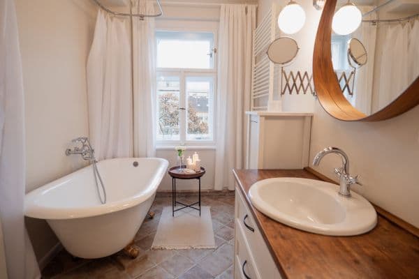 Pronájem bytu 2+1 106 m², Novákových, Praha Pronájem bytu 2+1 106 m², Novákových, Praha