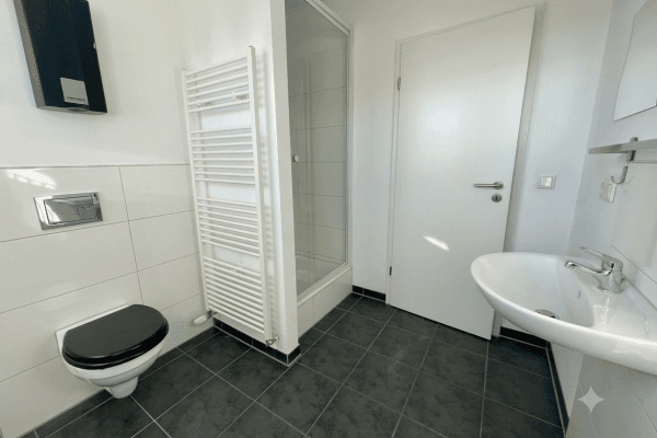 Pronájem bytu 2+1 44 m², Hülser Straße 54, Krefeld Pronájem bytu 2+1 44 m², Hülser Straße 54, Krefeld