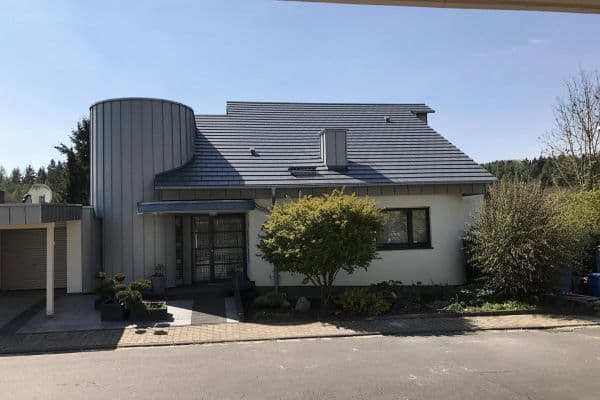 Prodej domu 350 m², pozemek 766 m², Kickelsberg 17, Bad Camberg-Schwickershausen Prodej domu 350 m², pozemek 766 m², Kickelsberg 17, Bad Camberg-Schwickershausen