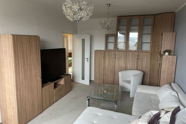 Pronájem bytu 3+1 73 m², Jasanová, Brno Pronájem bytu 3+1 73 m², Jasanová, Brno