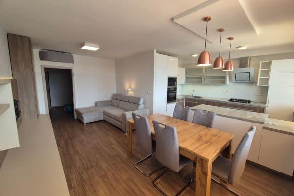 Pronájem bytu 3+kk 69 m², Prosecká, Praha Pronájem bytu 3+kk 69 m², Prosecká, Praha