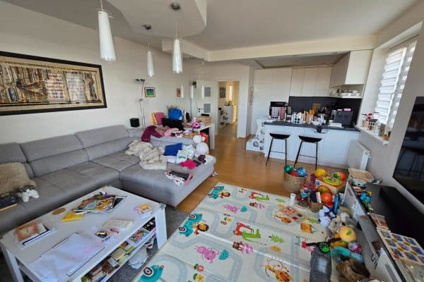 Pronájem bytu 3+kk 106 m², Jabloňová, Uherské Hradiště Pronájem bytu 3+kk 106 m², Jabloňová, Uherské Hradiště
