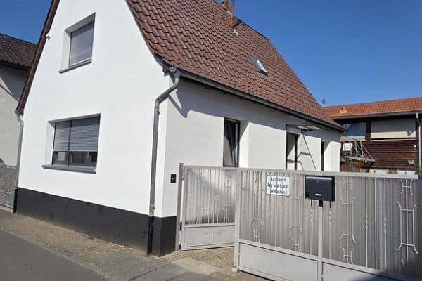 Prodej domu 107 m², pozemek 365 m², Sandhausen Prodej domu 107 m², pozemek 365 m², Sandhausen