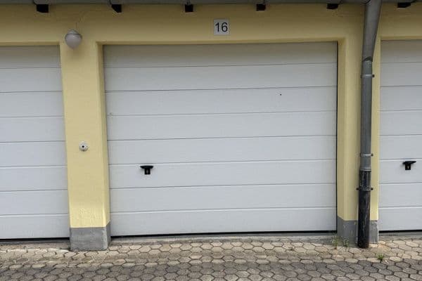 Pronájem garáže, Nunnbeckstrasse, Nürnberg, Bavorsko Pronájem garáže, Nunnbeckstrasse, Nürnberg, Bavorsko