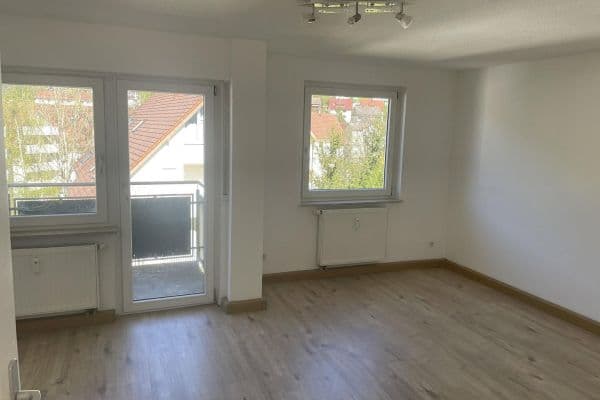 Pronájem bytu 4+1 74 m², Rochus-Merz-Str. 1, Schramberg, Bádensko-Württembersko Pronájem bytu 4+1 74 m², Rochus-Merz-Str. 1, Schramberg, Bádensko-Württembersko